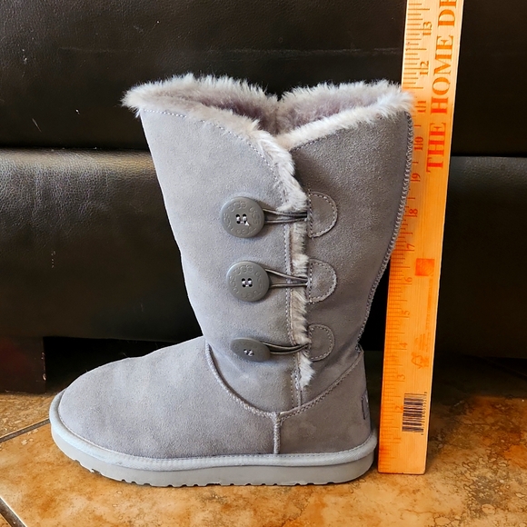 Ugg Bailey Tall 3 Button Women's Boots - Picture 4 of 8